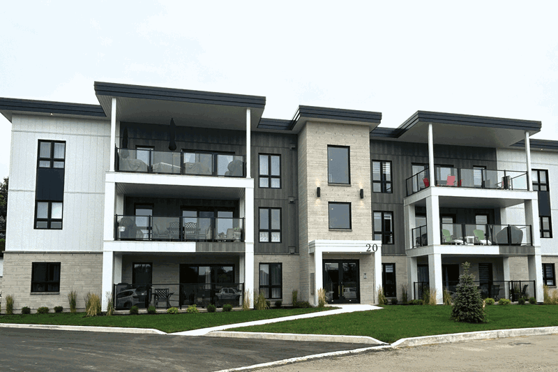 Metalunic Contemporary 12 Panel 9b Cambridge White and Distinction Urban Grey Metalunic Contemporary 12 Panel 9b Cambridge White and Distinction Urban Grey